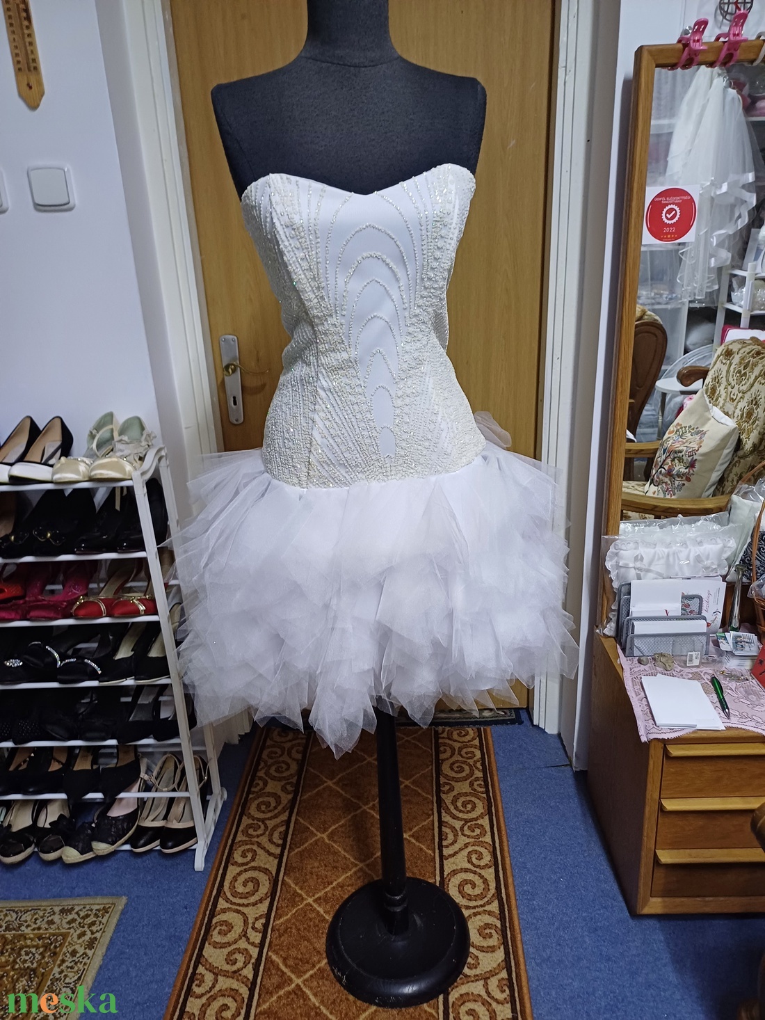Elegáns menyasszonyi, alkalmi, báli, estélyi, táncruha - esküvő - ruha - menyasszonyi ruha - Meska.hu Elegáns menyasszonyi, alkalmi, báli, estélyi, táncruha - esküvő - ruha - menyasszonyi ruha - Meska.hu