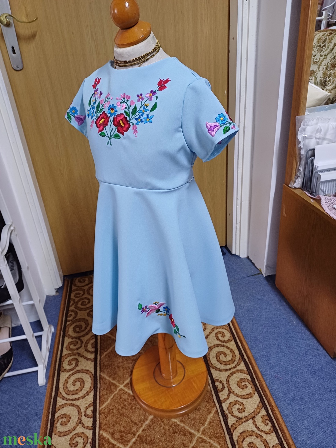 Kalocsai himzett lányka ruha. - ruha & divat - babaruha & gyerekruha - ruha - Meska.hu Kalocsai himzett lányka ruha. - ruha & divat - babaruha & gyerekruha - ruha - Meska.hu