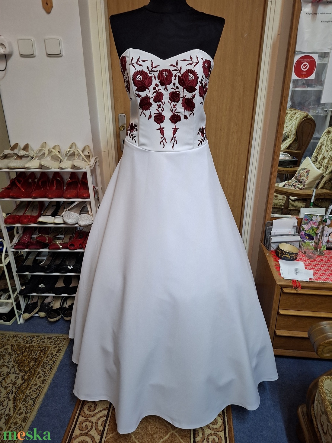 Menyasszonyi, báli, tánc, alkalmi ruha, kalocsai hímzéssel.  - esküvő - ruha - menyasszonyi ruha - Meska.hu