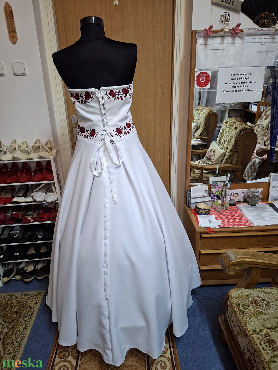 Menyasszonyi, báli, tánc, alkalmi ruha, kalocsai hímzéssel.  - esküvő - ruha - menyasszonyi ruha - Meska.hu