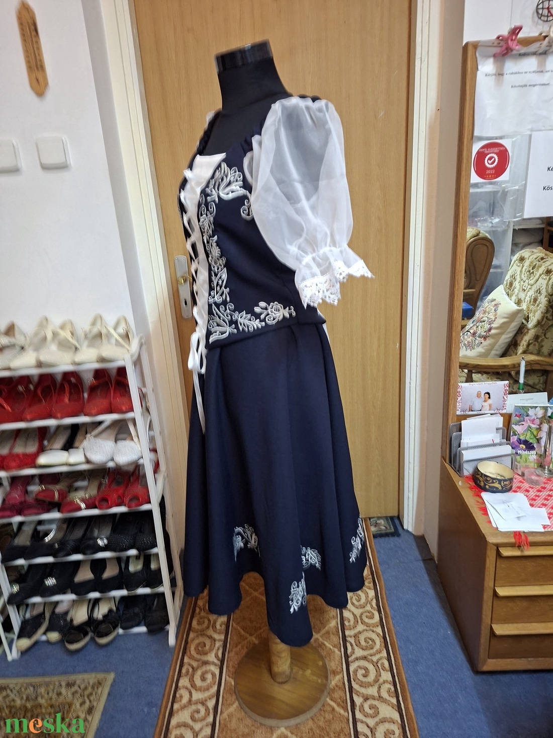 Menyecske, tánc, alkalmi ruha, palotás ruha.  - esküvő - ruha - menyasszonyi ruha - Meska.hu