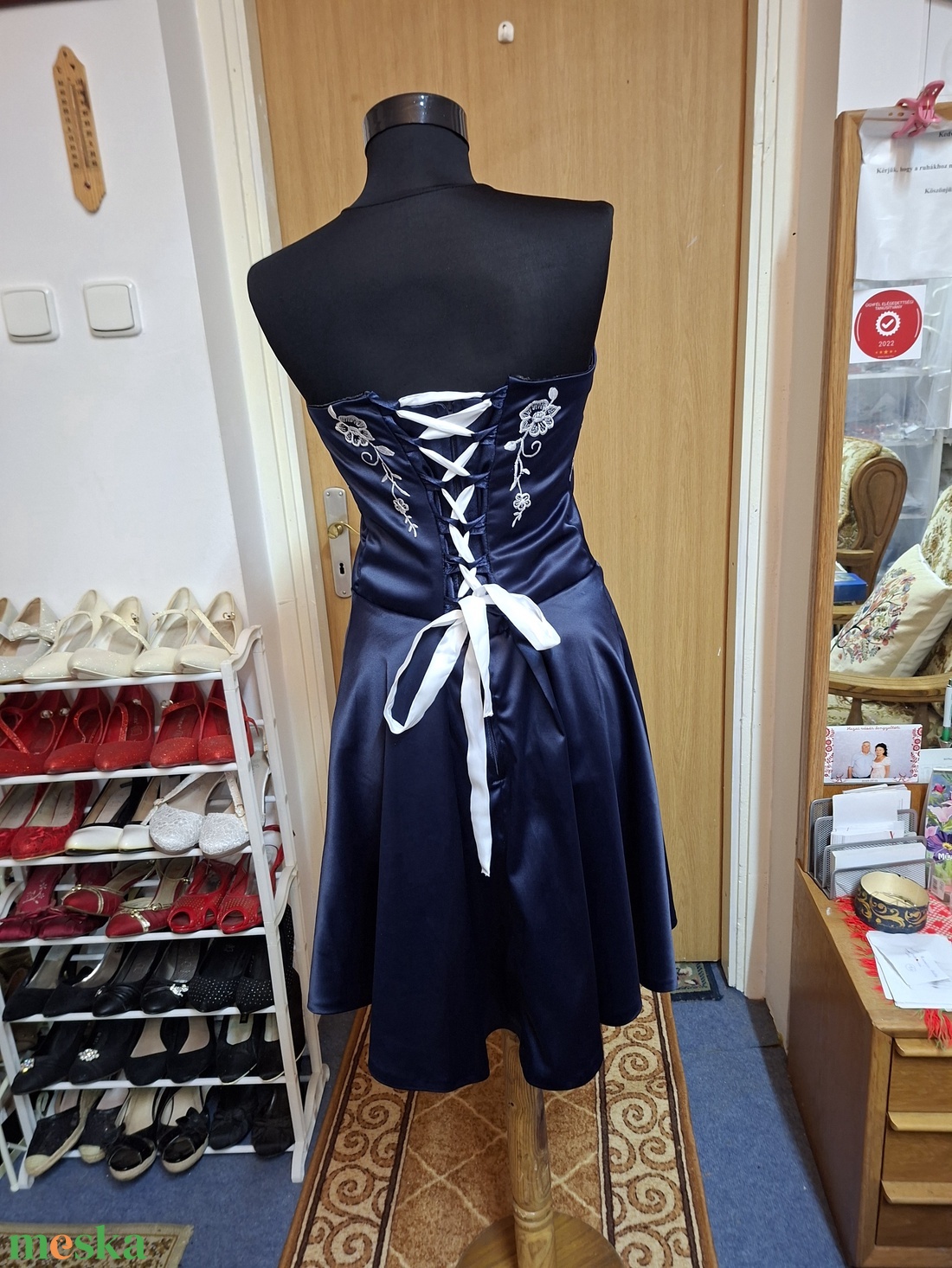 Alkalmi, báli, tánc, menyecske ruha, selyem himzett. - esküvő - ruha - menyecske ruha - Meska.hu