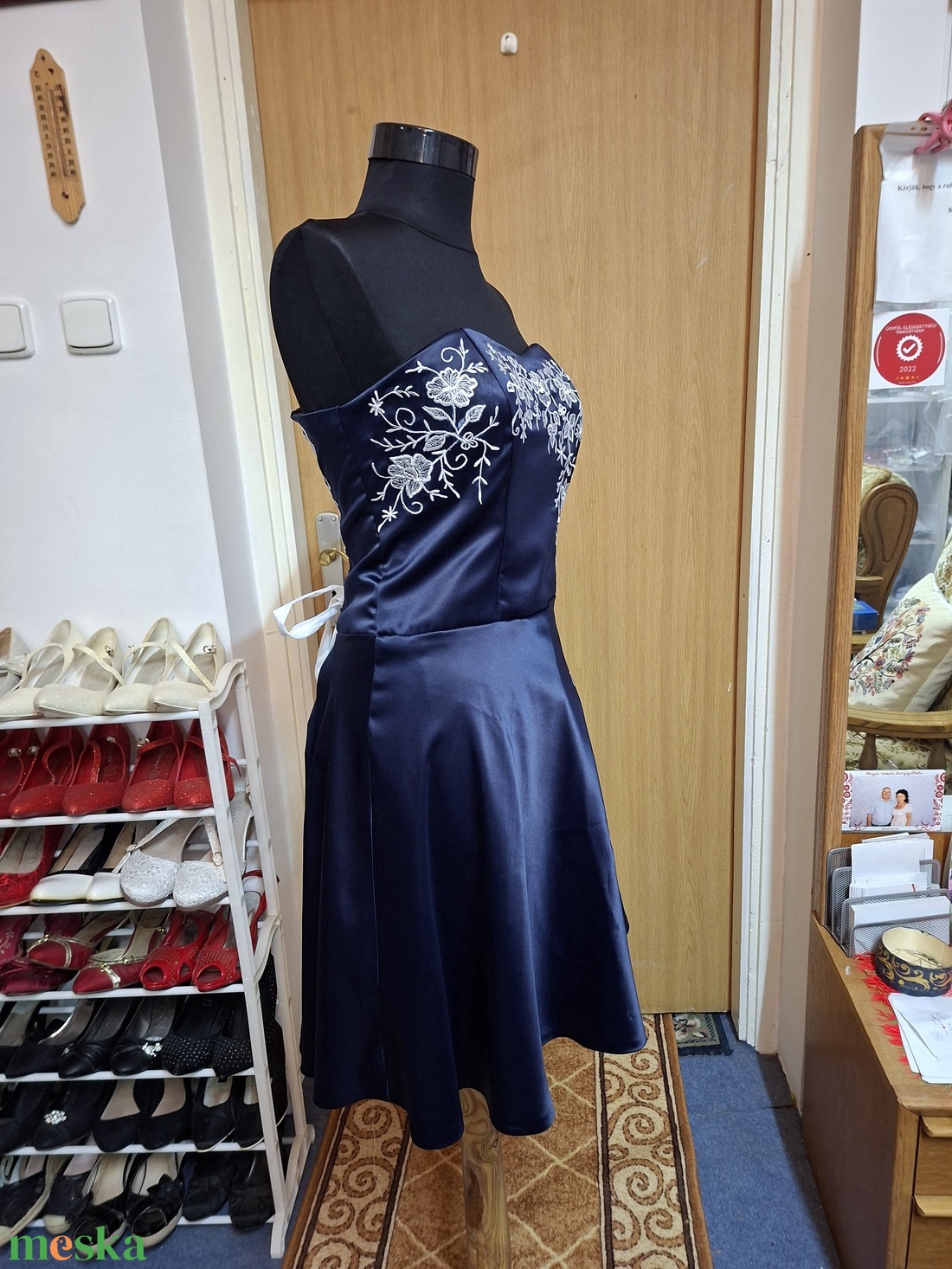 Alkalmi, báli, tánc, menyecske ruha, selyem himzett. - esküvő - ruha - menyecske ruha - Meska.hu