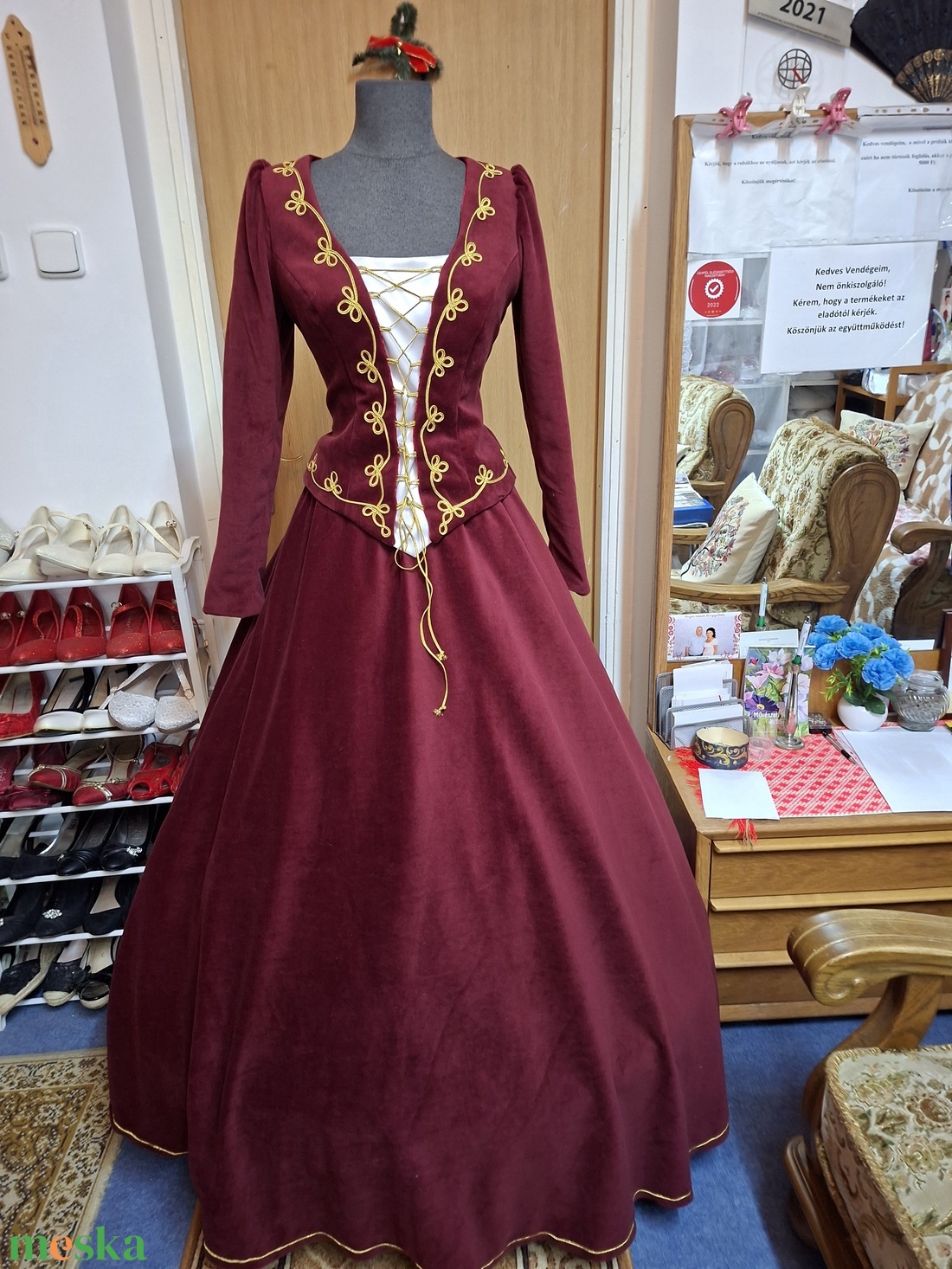 Menyasszonyi, menyecske,  táncruha, magyaros palotás ruha, zsinóros.  - esküvő - ruha - menyecske ruha - Meska.hu