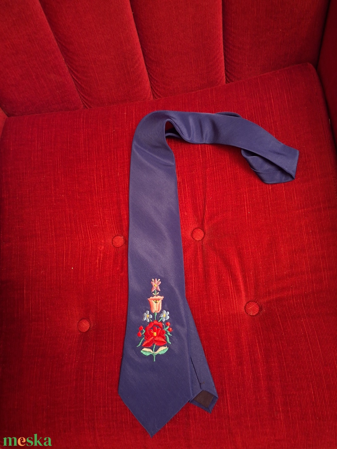 Kalocsai himzett nyakkendő, a Nagy Napra is.  - esküvő - kiegészítők - nyakkendő - Meska.hu