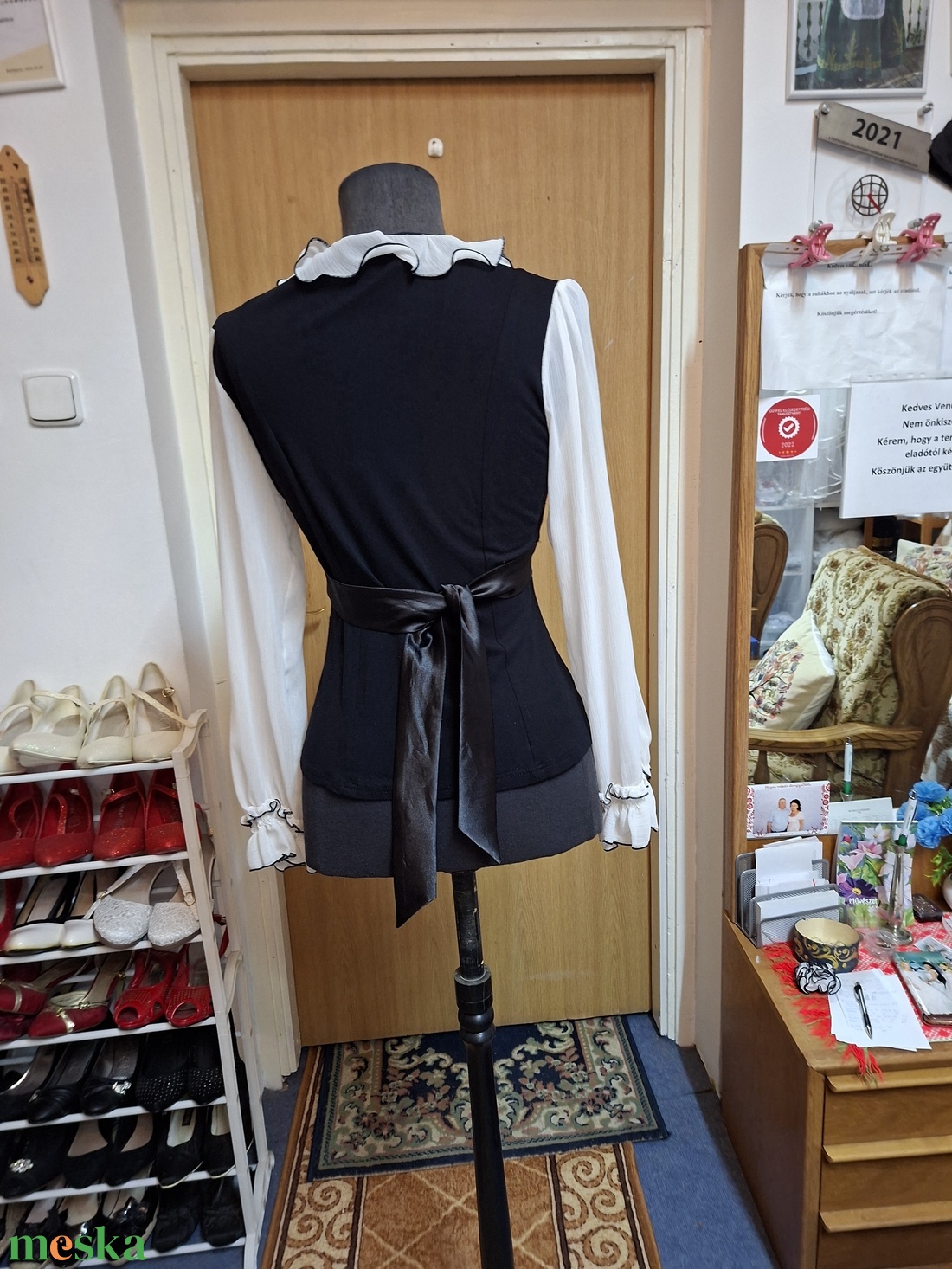 Elegáns elasztikus csipke felsőrész, blúz, 38-40 - ruha & divat - női ruha - blúz - Meska.hu