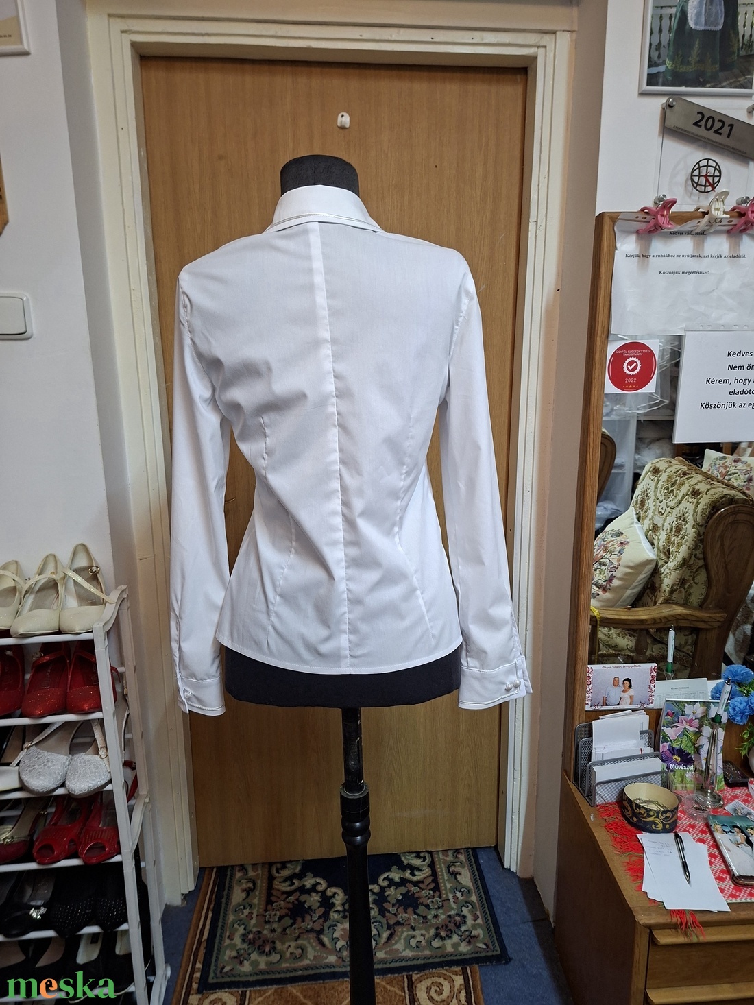 Elegáns fehér  felsőrész, blúz, fehér zsinórozással. - ruha & divat - női ruha - blúz - Meska.hu