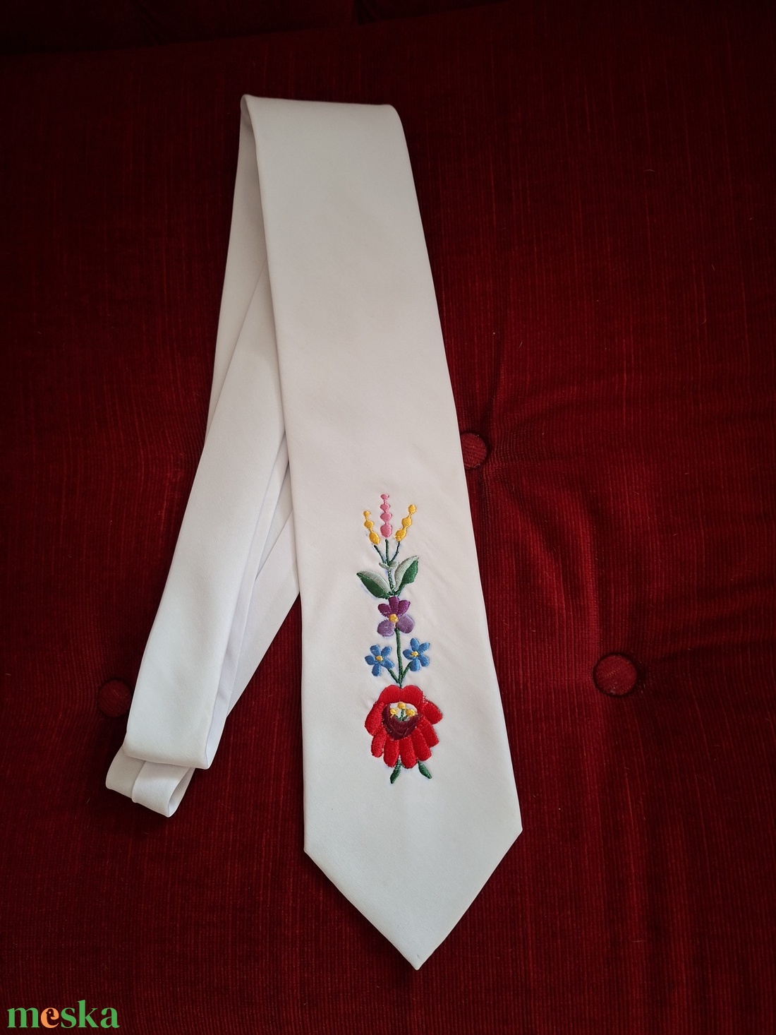 Kalocsai hímzett és hímzett nyakkendők minden alkalomra - esküvő - kiegészítők - nyakkendő - Meska.hu