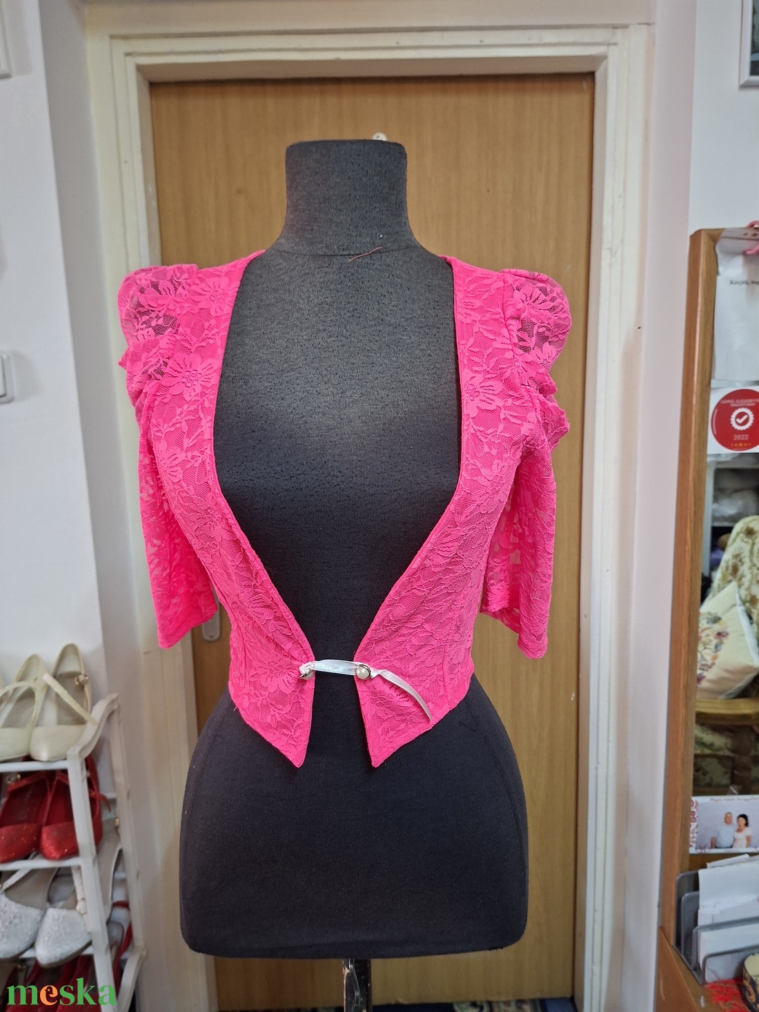 Bolerók,  elasztikus csipke anyagokból.   - esküvő - kiegészítők - bolero és válltakaró - Meska.hu