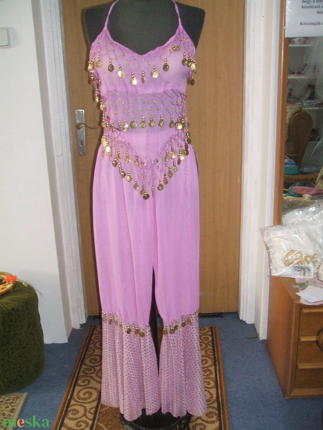 Táncosnő jelmez flitterekkel, gyöngyökkel. - ruha & divat - jelmez & álarc - jelmez - Meska.hu