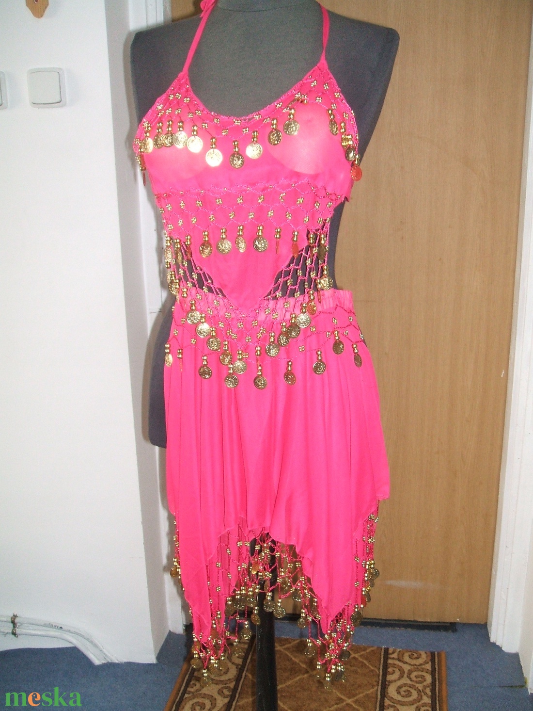 Táncosnő jelmez flitterekkel, gyöngyökkel. - ruha & divat - jelmez & álarc - jelmez - Meska.hu