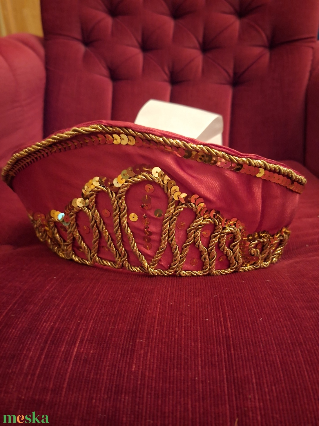 Elegáns különleges párta, zsinórral, flitterrel diszítve. - ruha & divat - sál, sapka, kendő - kalap - Meska.hu