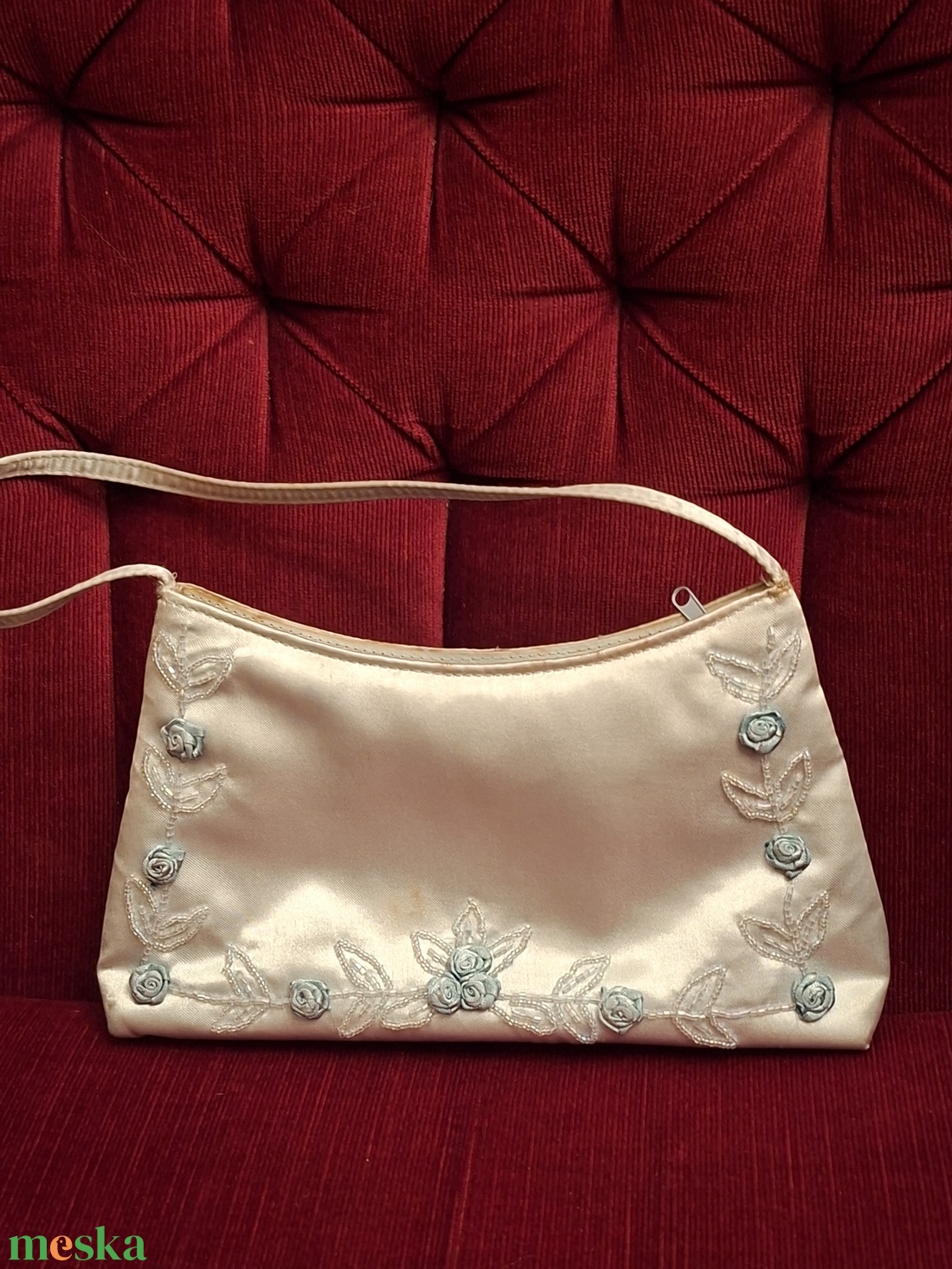 Elegáns világoskék gyöngyözött, himzett  táska - táska & tok - kézitáska & válltáska - alkalmi táska - Meska.hu