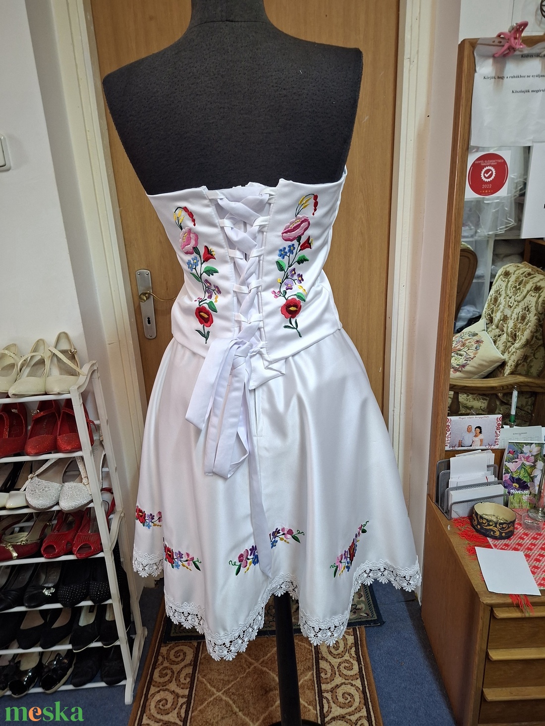 Kalocsai hímzett, magyaros, menyecske, alkalmi, báli ruha. - esküvő - ruha - menyecske ruha - Meska.hu