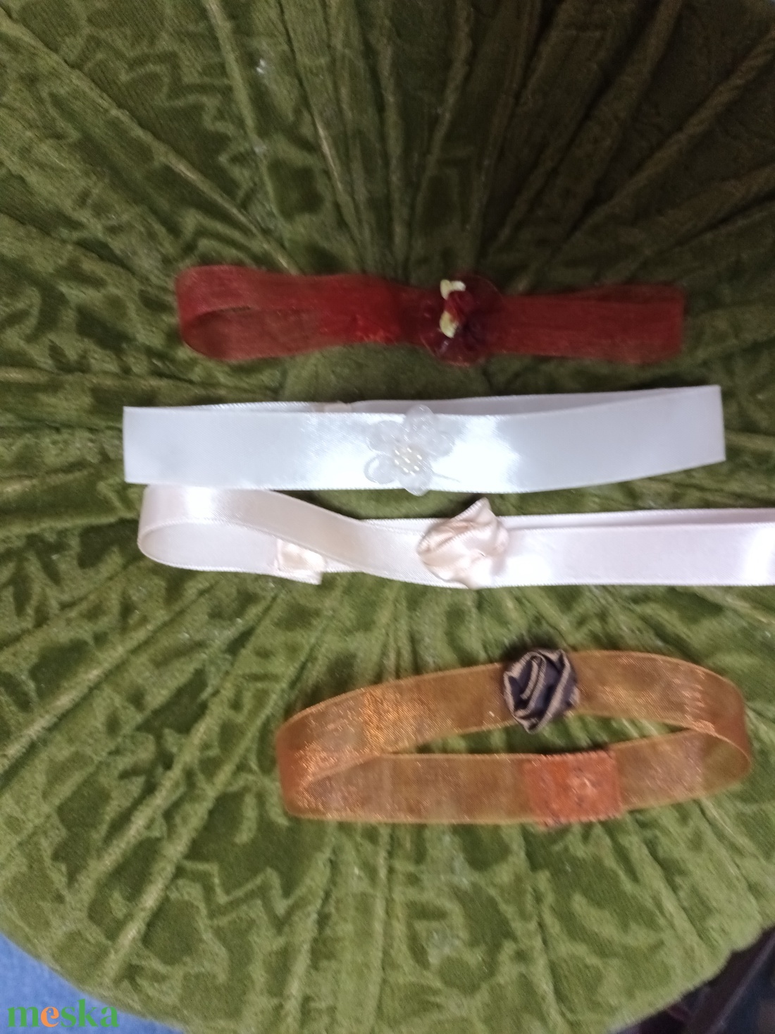 Nyakpántok, elegánsak, a ruhák szép kiegészítői. - ékszer - nyaklánc - nyakpánt, gallér - Meska.hu