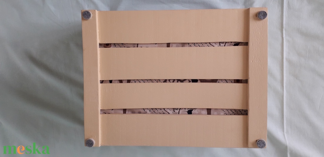 Kutya fekhely - kistestű kutyának - otthon & életmód - kisállatoknak - kutyáknak - kutya fekhelyek, házak - Meska.hu