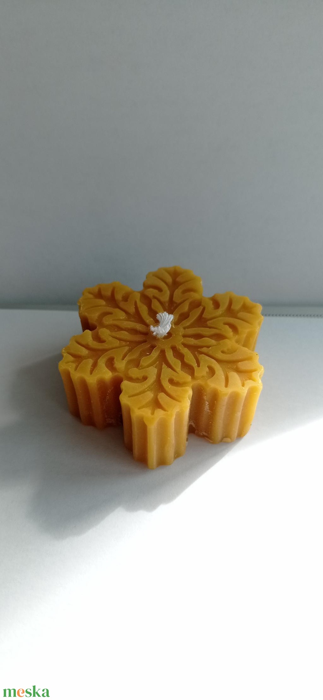 Méhviasz hópehely formályú gyergya - esküvő - dekoráció - gyertya & gyertyatartó - Meska.hu Méhviasz hópehely formályú gyergya - esküvő - dekoráció - gyertya & gyertyatartó - Meska.hu