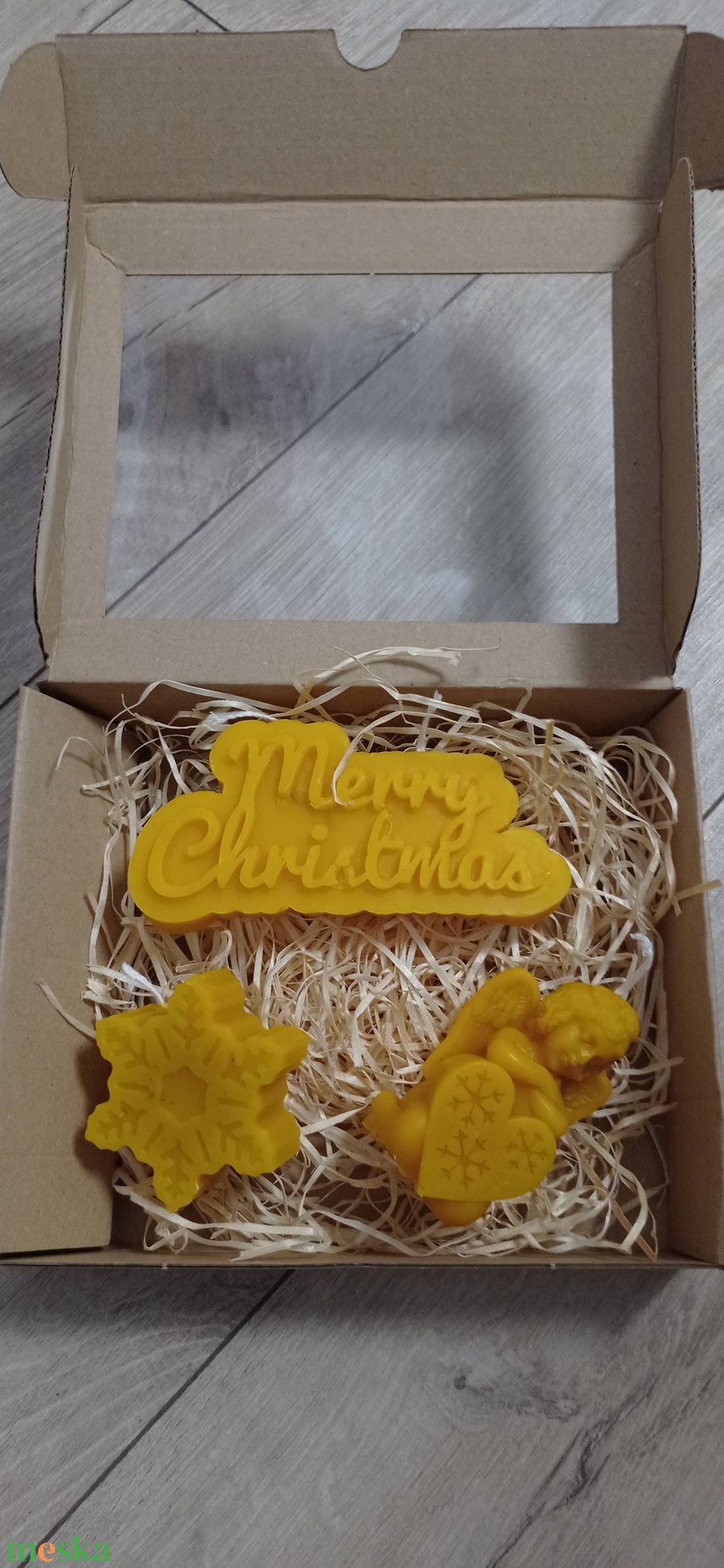 Méhviasz Karácsonyi gyergyák díszdobozban - esküvő - dekoráció - gyertya & gyertyatartó - Meska.hu