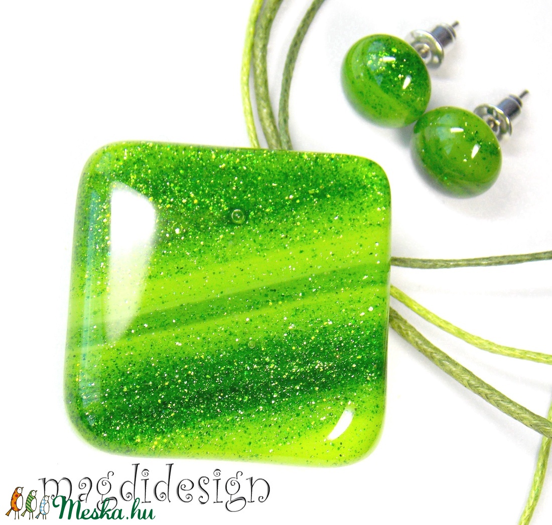 Hullámzó, csillámos zöld tenger 1 üvegékszer szett, nyaklánc, pötty fülbevaló -  - Meska.hu