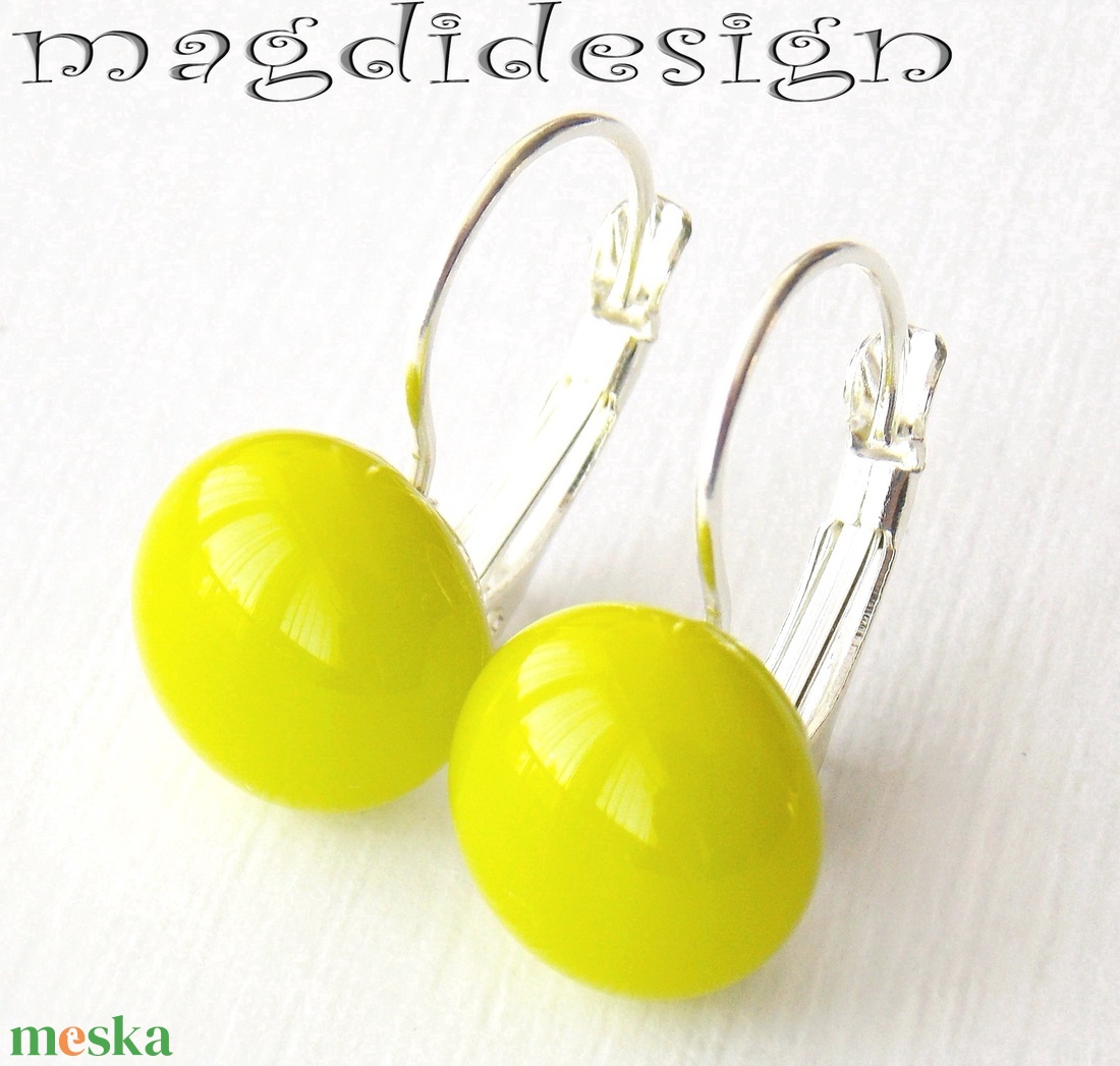MAXI Élénk zöldes sárga üvegékszer kapcsos fülbevaló - ékszer - fülbevaló - lógós kerek fülbevaló - Meska.hu
