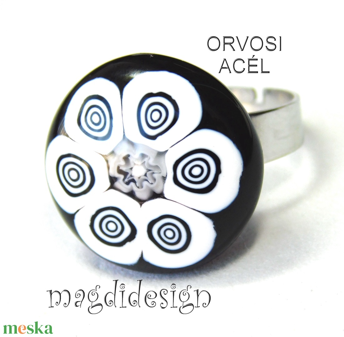 Fekete fehér körbe-körök millefiori üvegékszer gyűrű - ékszer - gyűrű - statement gyűrű - Meska.hu