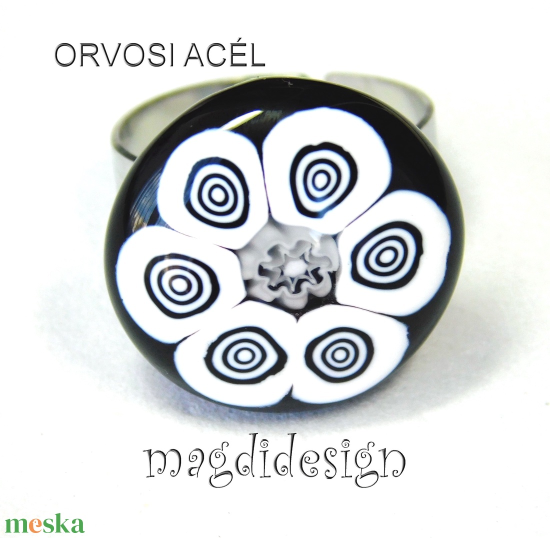 Fekete fehér körbe-körök millefiori üvegékszer gyűrű - ékszer - gyűrű - statement gyűrű - Meska.hu