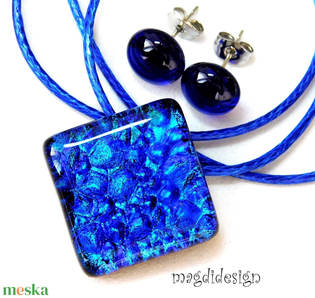 Kék-türkiz dichroic üvegékszer szett, nyaklánc, stiftes fülbevaló - ékszer - ékszerszett - Meska.hu