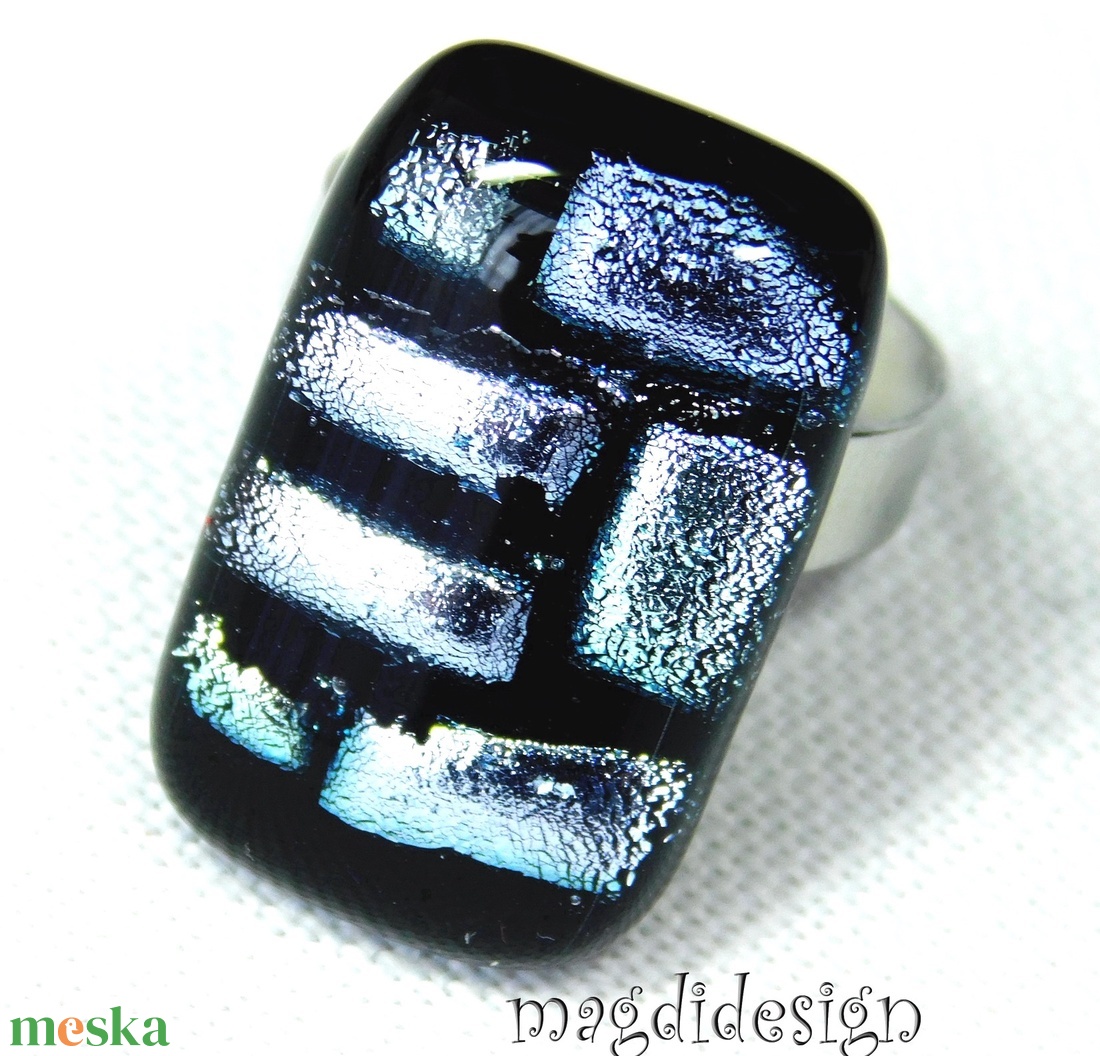 Fekete ezüst dichroic üvegékszer gyűrű - ékszer - gyűrű - statement gyűrű - Meska.hu