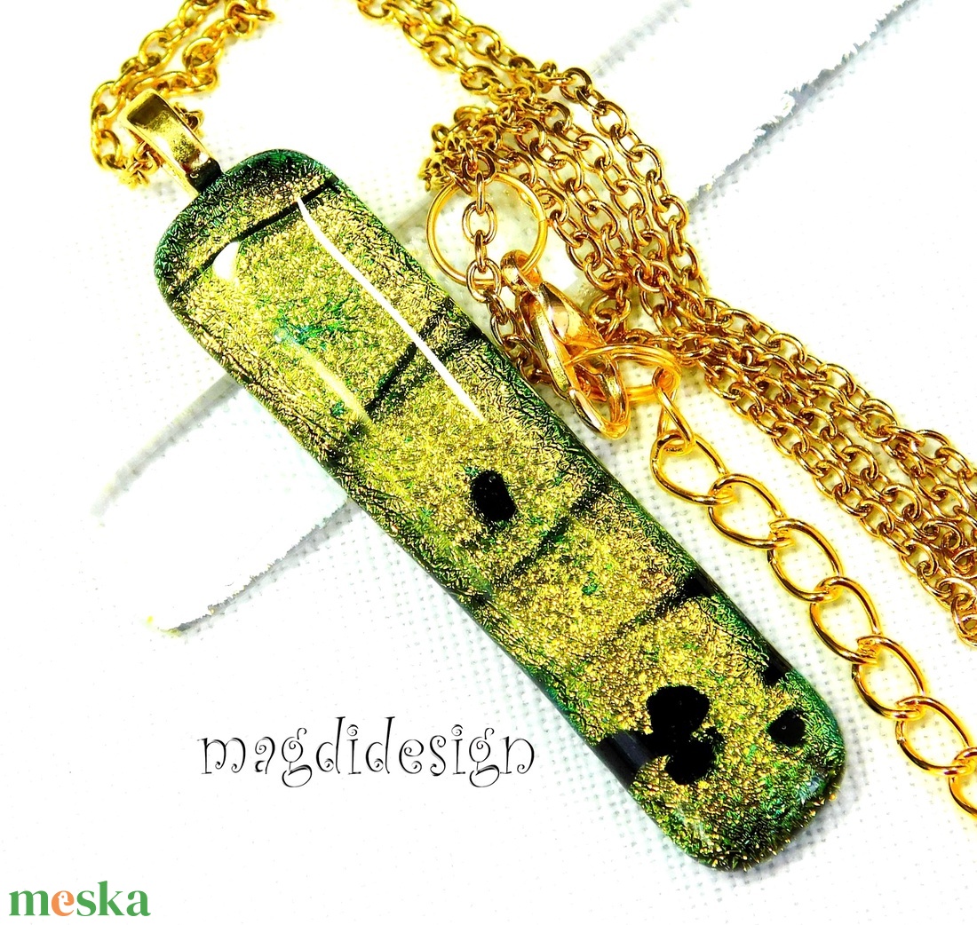 AKCIÓS! Fekete foltos arany dichroic üvegékszer nyaklánc - ékszer - nyaklánc - medálos nyaklánc - Meska.hu AKCIÓS! Fekete foltos arany dichroic üvegékszer nyaklánc - ékszer - nyaklánc - medálos nyaklánc - Meska.hu