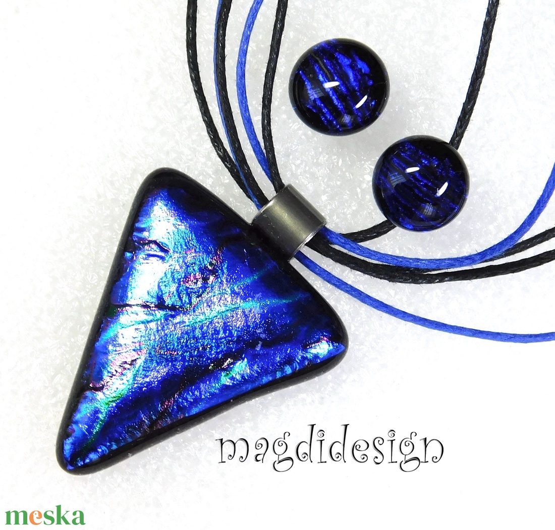 Kék hullámok dichroic üvegékszer szett nyaklánc pötty fülbevaló - ékszer - ékszerszett - Meska.hu Kék hullámok dichroic üvegékszer szett nyaklánc pötty fülbevaló - ékszer - ékszerszett - Meska.hu
