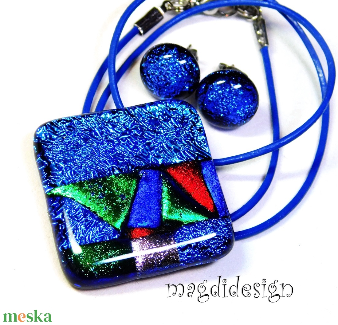 Színkavalkád dichroic üvegékszer szett nyaklánc stiftes fülbevaló - ékszer - ékszerszett - Meska.hu