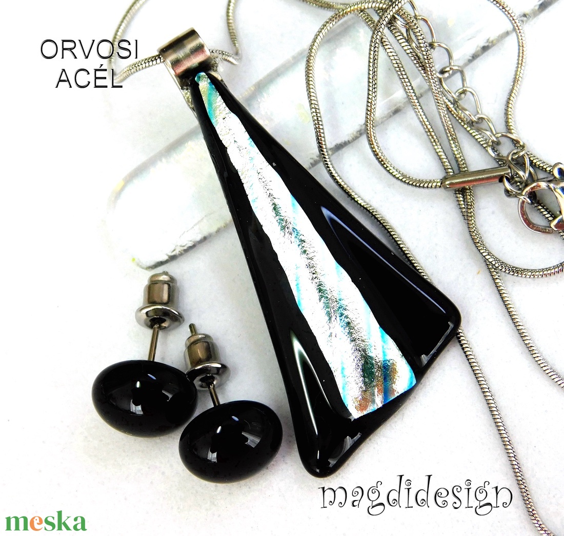 Fekete ezüst, dichroic üvegékszer szett nyaklánc stiftes fülbevaló - ékszer - ékszerszett - Meska.hu Fekete ezüst, dichroic üvegékszer szett nyaklánc stiftes fülbevaló - ékszer - ékszerszett - Meska.hu