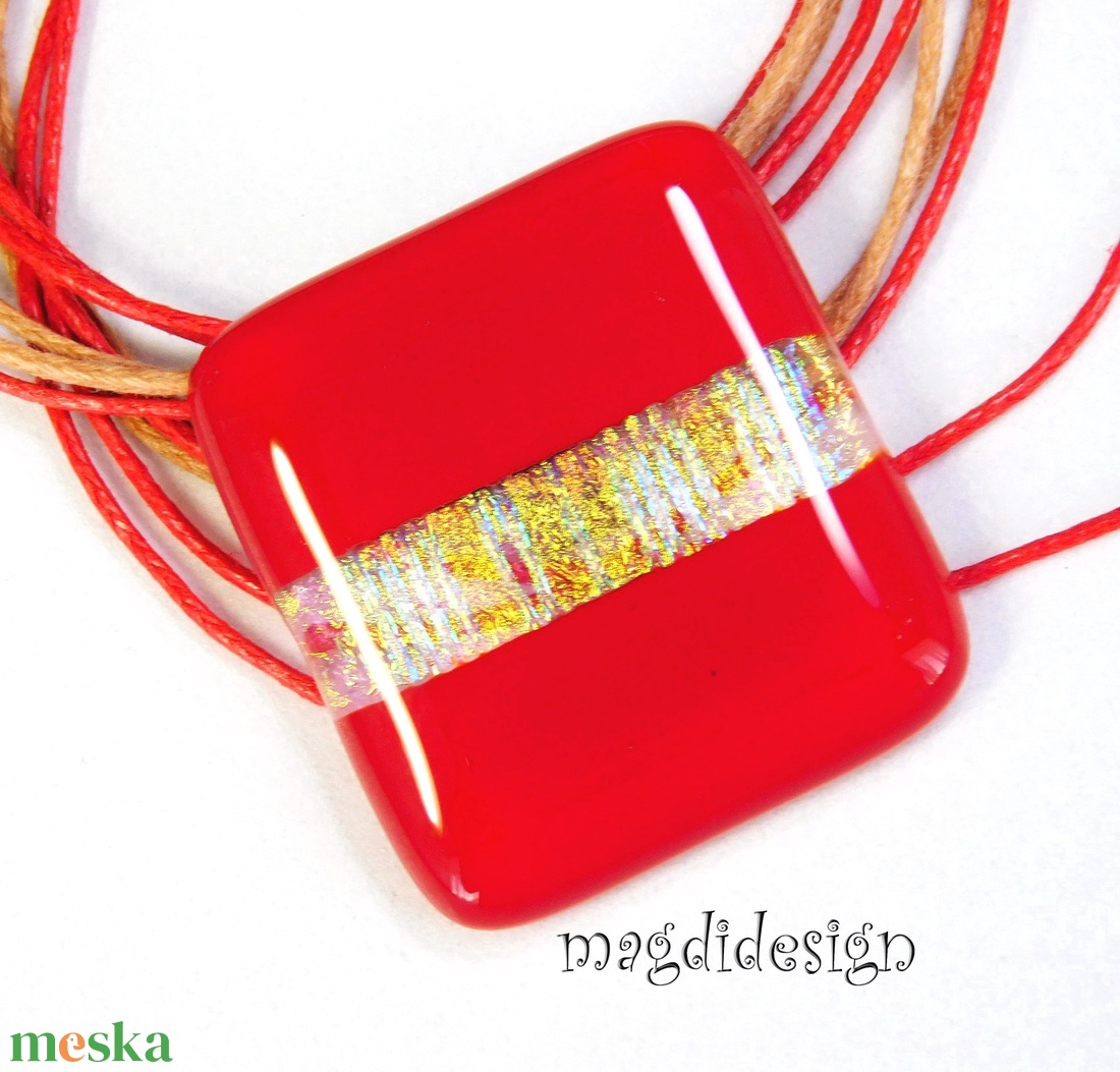 Dichroic csíkos meggypiros üvegékszer nyaklánc - ékszer - nyaklánc - medálos nyaklánc - Meska.hu Dichroic csíkos meggypiros üvegékszer nyaklánc - ékszer - nyaklánc - medálos nyaklánc - Meska.hu