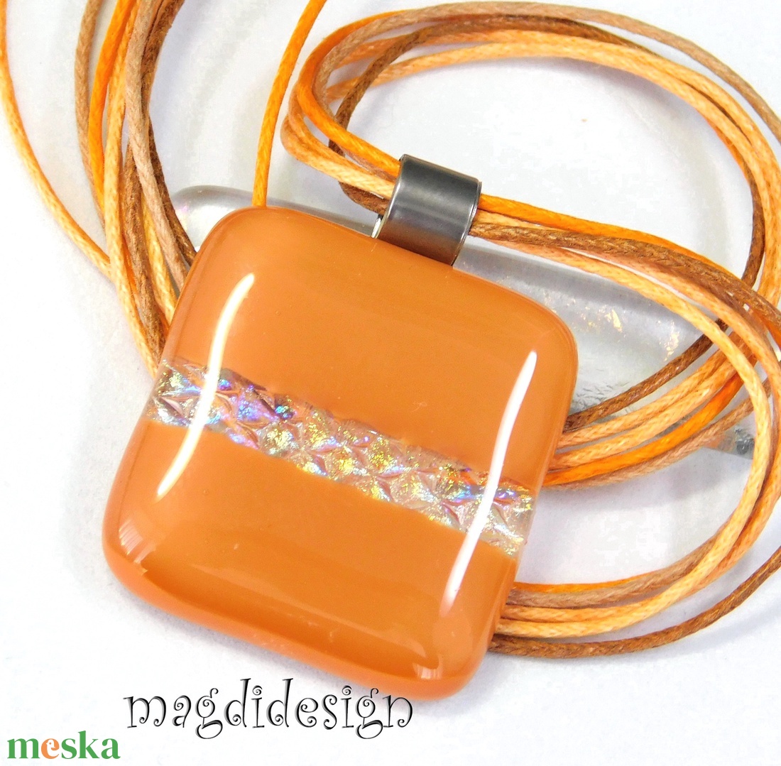 Dichroic csíkos mogyoró üvegékszer nyaklánc 1 - ékszer - nyaklánc - medálos nyaklánc - Meska.hu Dichroic csíkos mogyoró üvegékszer nyaklánc 1 - ékszer - nyaklánc - medálos nyaklánc - Meska.hu