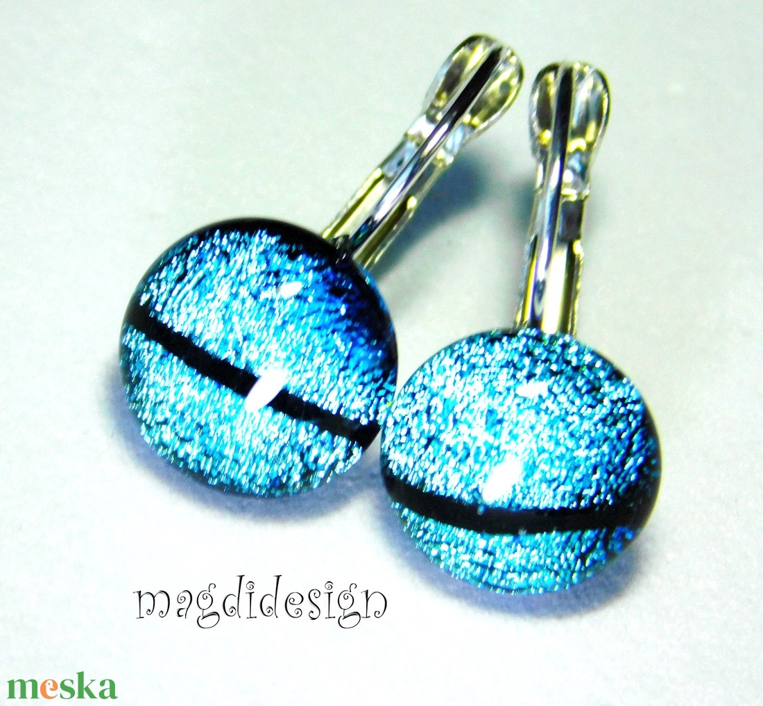 Kék fekete 1 csíkos dichroic üvegékszer kapcsos fülbevaló  - ékszer - fülbevaló - lógós kerek fülbevaló - Meska.hu