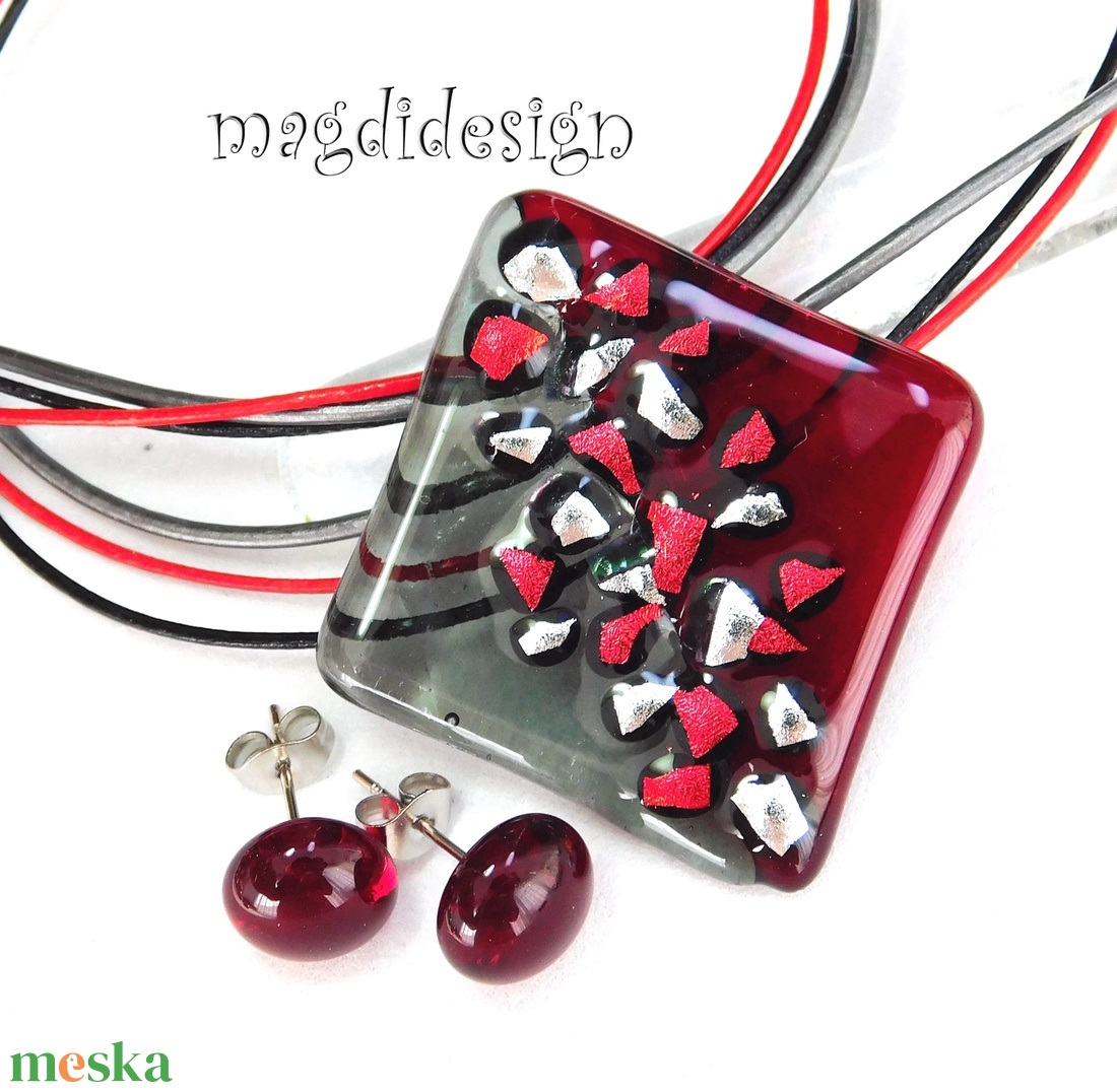 Csillogó dichroic szürkében pinkben üvegékszer szett nyaklánc fülbevaló - ékszer - ékszerszett - Meska.hu