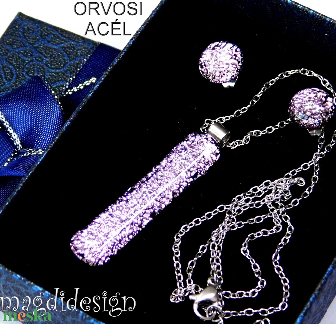 Szikrázó rózsaszín dichroic üvegékszer szett nyaklánc stiftes fülbevaló - ékszer - ékszerszett - Meska.hu Szikrázó rózsaszín dichroic üvegékszer szett nyaklánc stiftes fülbevaló - ékszer - ékszerszett - Meska.hu