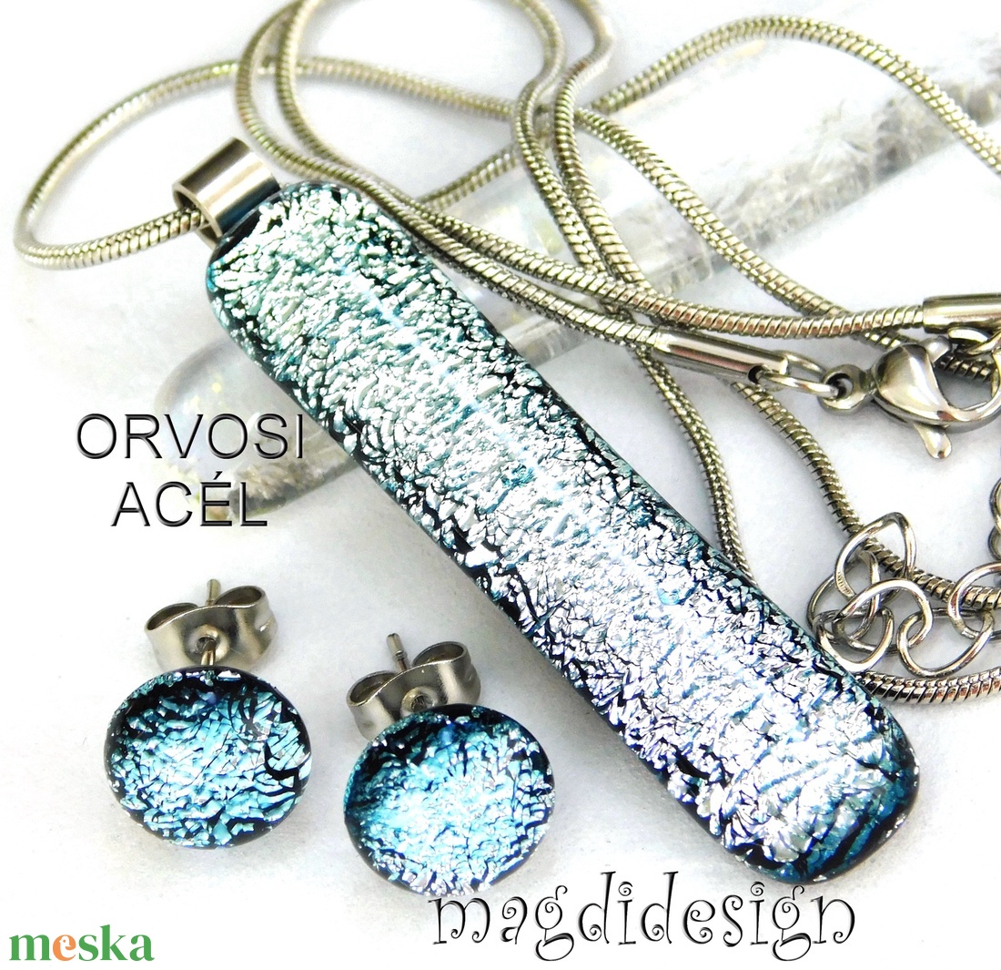 Exkluzív szikrázó ezüst dichroic üvegékszer szett nyaklánc stiftes fülbevaló - ékszer - ékszerszett - Meska.hu Exkluzív szikrázó ezüst dichroic üvegékszer szett nyaklánc stiftes fülbevaló - ékszer - ékszerszett - Meska.hu
