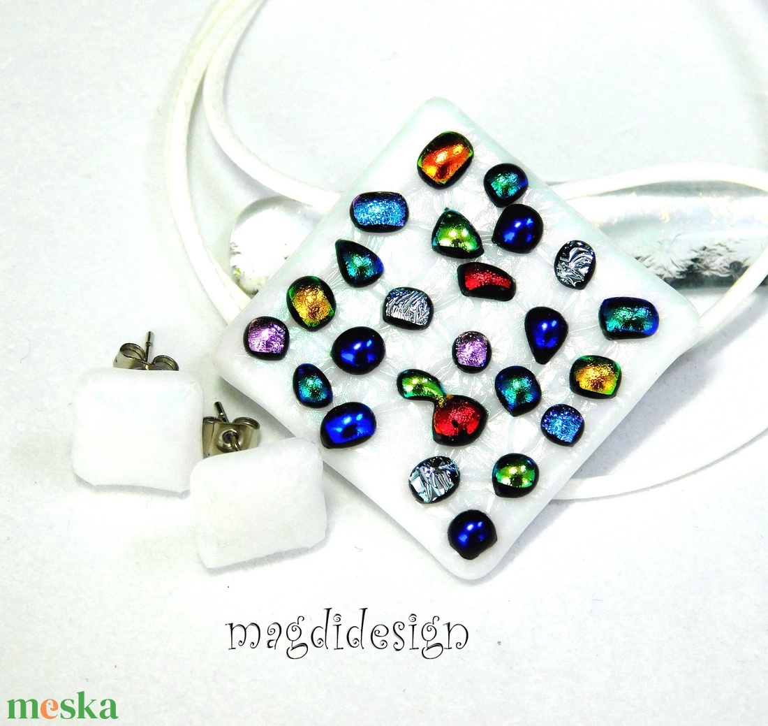 Színes dichroic kavicsok üvegékszerszett nyaklánc, fülbevaló - ékszer - ékszerszett - Meska.hu Színes dichroic kavicsok üvegékszerszett nyaklánc, fülbevaló - ékszer - ékszerszett - Meska.hu