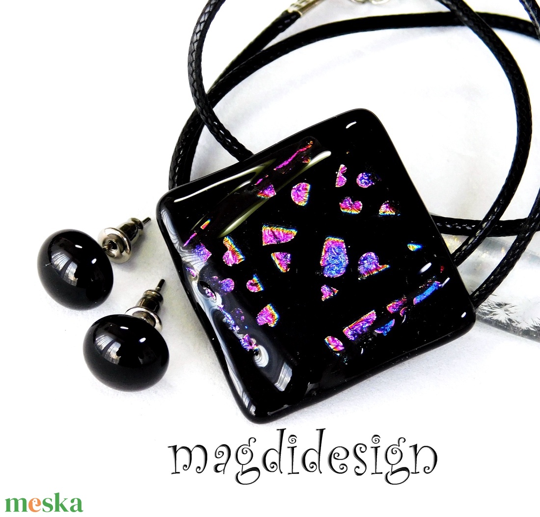 Szivecskés dichroic, üvegékszer szett nyaklánc, stiftes fülbevaló 2 - ékszer - ékszerszett - Meska.hu Szivecskés dichroic, üvegékszer szett nyaklánc, stiftes fülbevaló 2 - ékszer - ékszerszett - Meska.hu