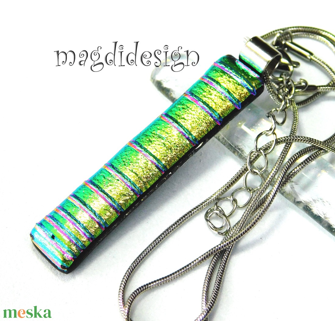 NEMESACÉL! Rózsaszín csíkos dichroic üvegékszer nyaklánc - ékszer - nyaklánc - medálos nyaklánc - Meska.hu NEMESACÉL! Rózsaszín csíkos dichroic üvegékszer nyaklánc - ékszer - nyaklánc - medálos nyaklánc - Meska.hu