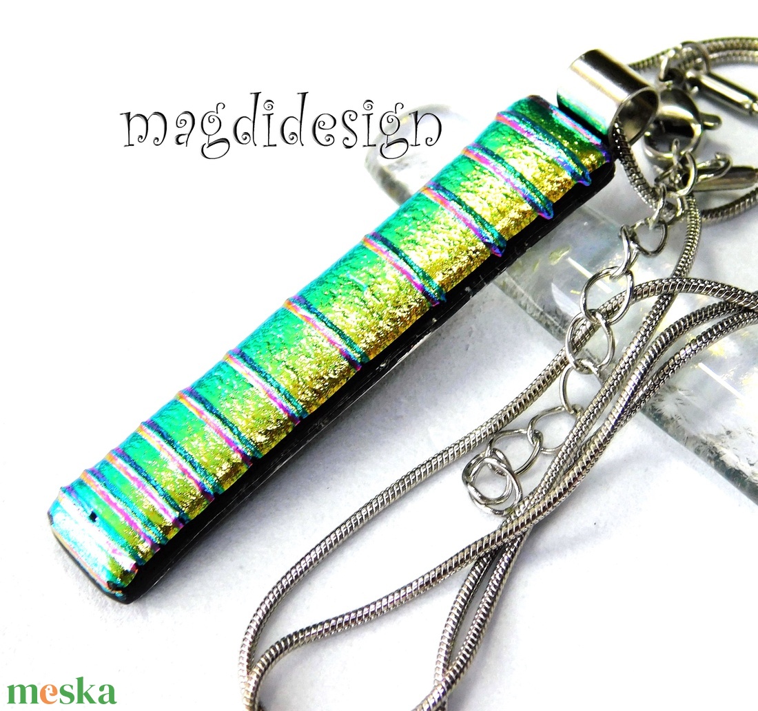 NEMESACÉL! Rózsaszín csíkos dichroic üvegékszer nyaklánc - ékszer - nyaklánc - medálos nyaklánc - Meska.hu NEMESACÉL! Rózsaszín csíkos dichroic üvegékszer nyaklánc - ékszer - nyaklánc - medálos nyaklánc - Meska.hu