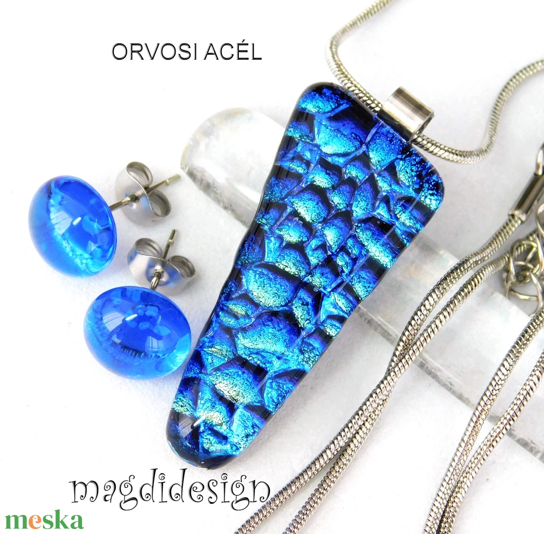 Kék dichroic üvegékszer szett nyaklánc, stiftes fülbevaló 1 - ékszer - ékszerszett - Meska.hu Kék dichroic üvegékszer szett nyaklánc, stiftes fülbevaló 1 - ékszer - ékszerszett - Meska.hu
