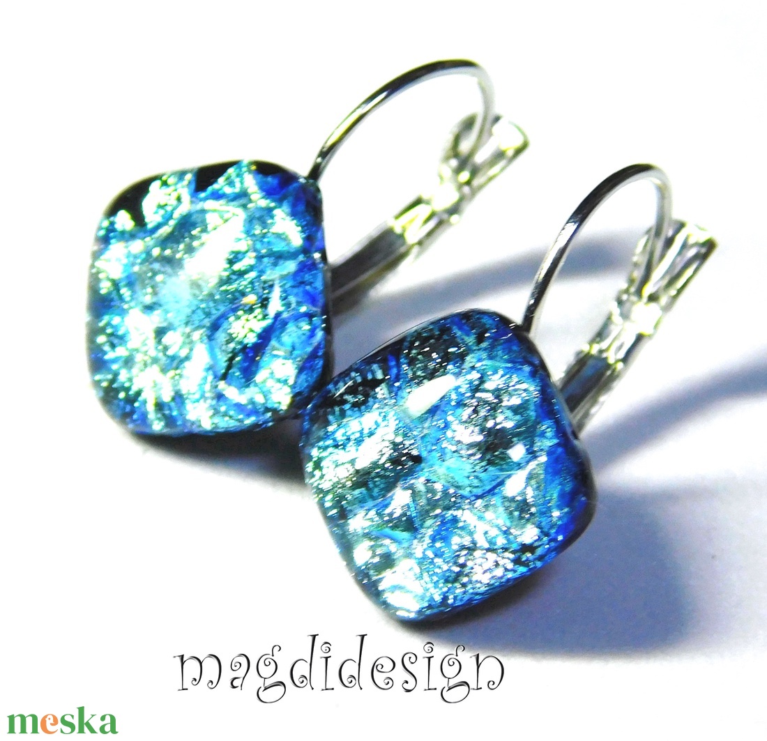 Ezüstös kék dichroic üvegékszer kapcsoss fülbevaló  - ékszer - fülbevaló - lógó fülbevaló - Meska.hu