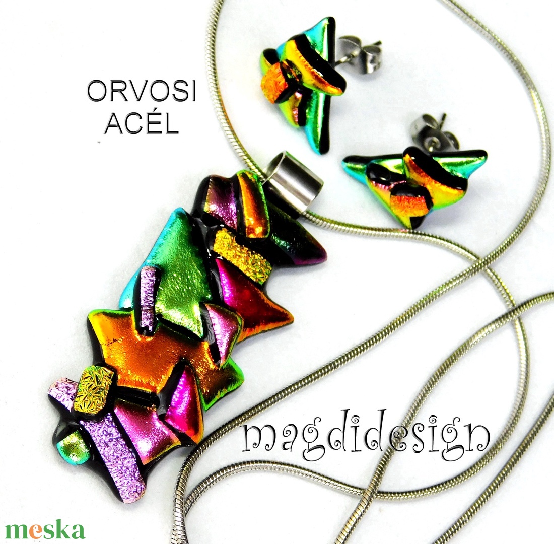 Szines borzaska dichroic üvegékszer szett nyaklánc stiftes fülbevaló - ékszer - ékszerszett - Meska.hu Szines borzaska dichroic üvegékszer szett nyaklánc stiftes fülbevaló - ékszer - ékszerszett - Meska.hu