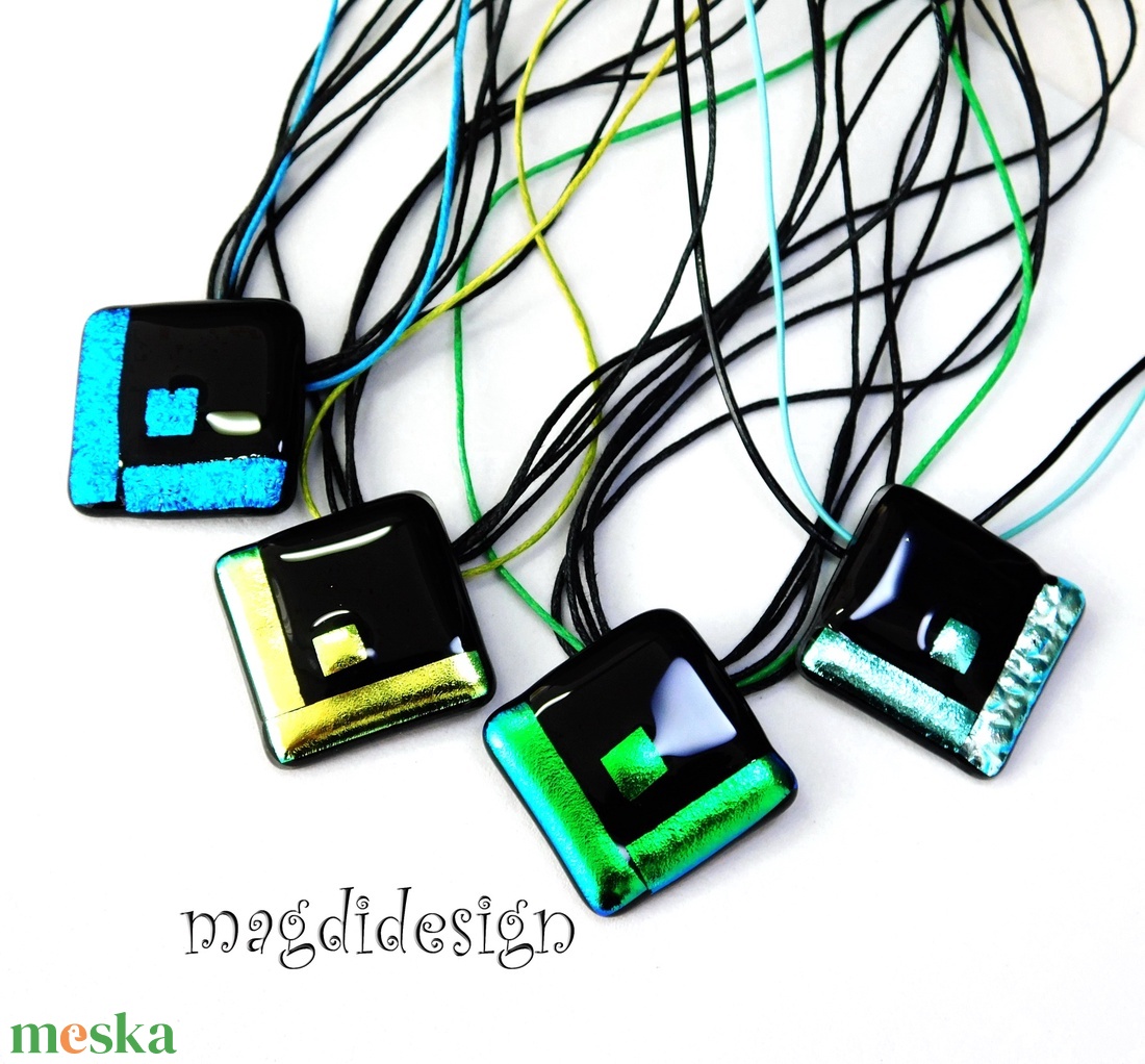 Fekete zöld dichroic üvegékszer nyaklánc - ékszer - nyaklánc - medálos nyaklánc - Meska.hu Fekete zöld dichroic üvegékszer nyaklánc - ékszer - nyaklánc - medálos nyaklánc - Meska.hu