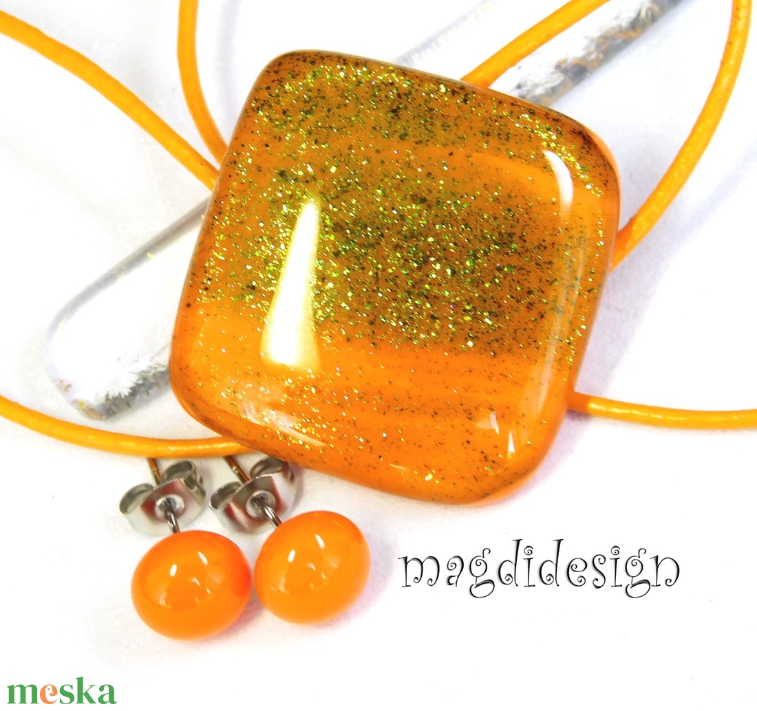 AKCIÓ! Csillámporos mandarin üvegékszer szett, nyaklánc, pötty fülbevaló - ékszer - ékszerszett - Meska.hu AKCIÓ! Csillámporos mandarin üvegékszer szett, nyaklánc, pötty fülbevaló - ékszer - ékszerszett - Meska.hu