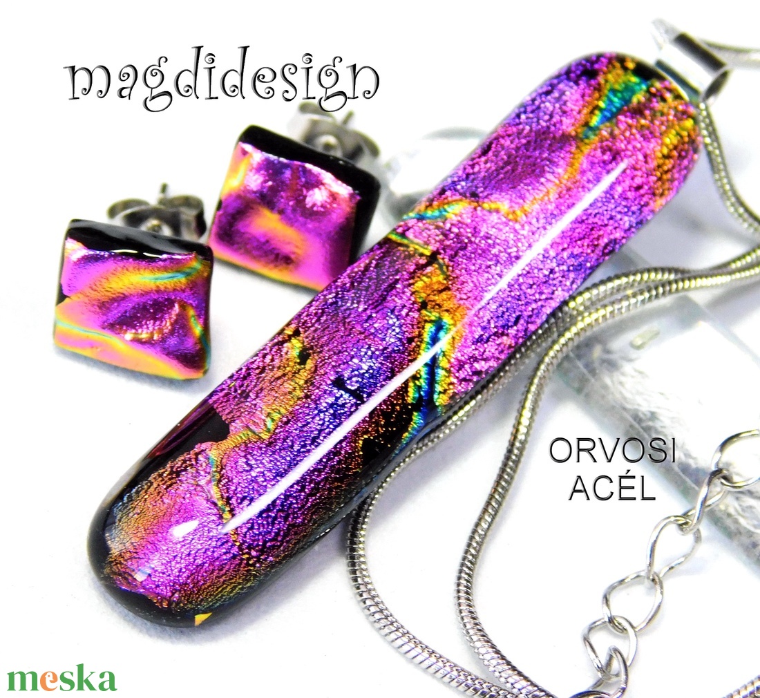 Bíbor-lila színjáték dichroic üvegékszer stiftes fülbevaló  - ékszer - fülbevaló - pötty fülbevaló - Meska.hu