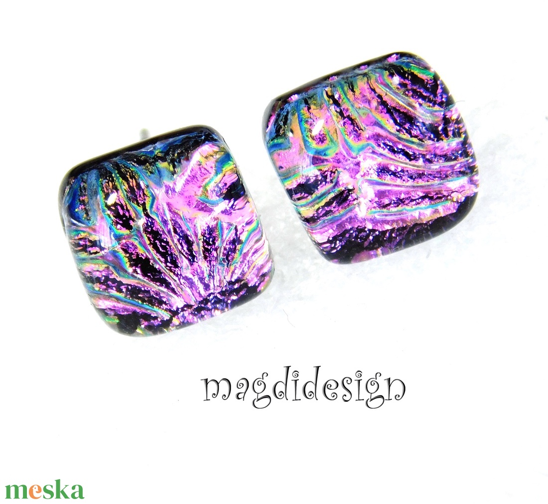 NEMESACÉL! Lila-rózsazín tűzijáték dichroic üvegékszer kocka fülbevaló - ékszer - fülbevaló - pötty fülbevaló - Meska.hu