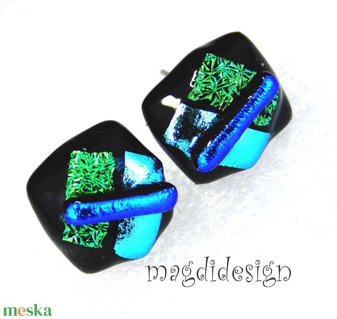 Kék-zöld  borzaska dichroic üvegékszer stiftes fülbevaló  - ékszer - fülbevaló - pötty fülbevaló - Meska.hu